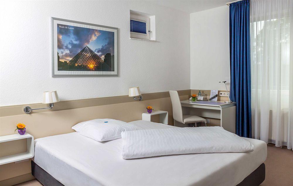 Hotel Zweilinden Meckenheim Bonn Luaran gambar